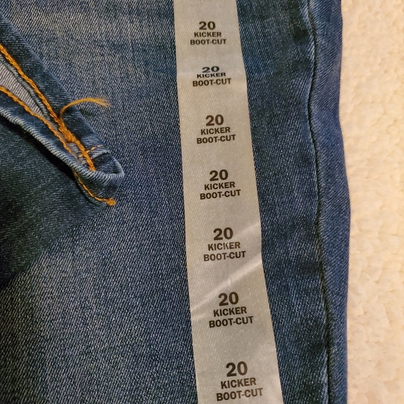 Old navy Kicker Boot cut jeans. Size 20.   NWT - Picture 2 of 12